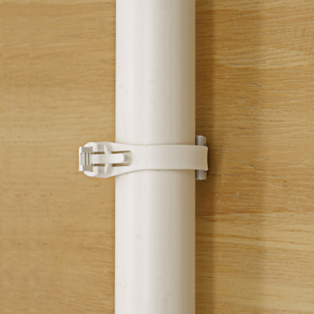 Монтажная площадка для труб и кабеля